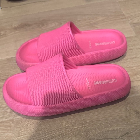Pink Slide Sandals - Picture 5 of 7